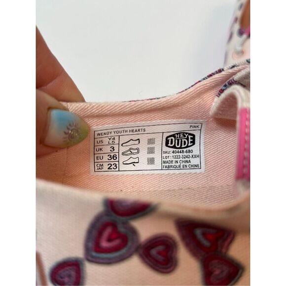 Hey Dude Wendy Hearts Shoes Pink Red Sz 4Youth - Picture 4 of 5